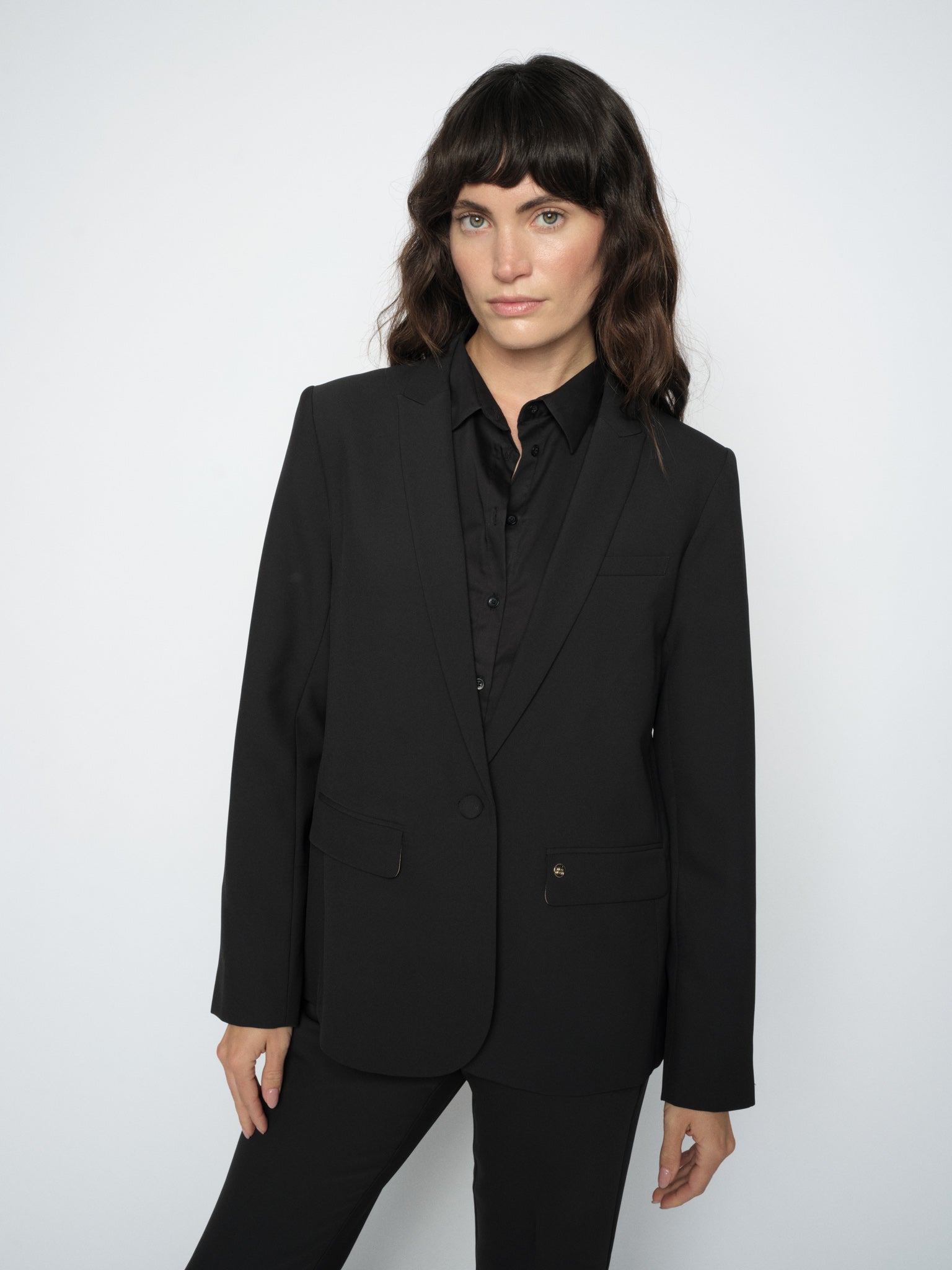 Modelshot / Black / Detail